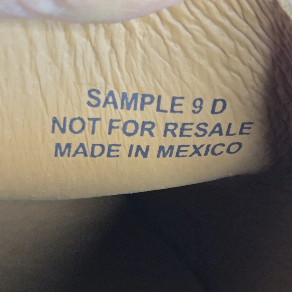 Frye Chris Venetian Slip-On Loafer Shoes Casual NWOB Distressed Mushroom Mens 9D - Picture 11 of 11